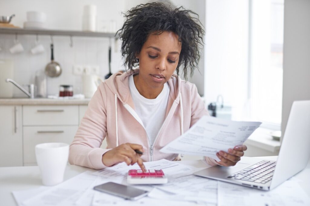 How to Avoid Late Payment Fees