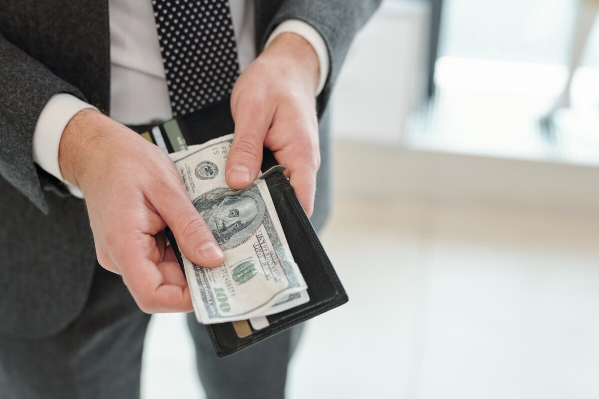 Borrowing money from apps vs payday loans Borrowing money from apps vs payday loans
